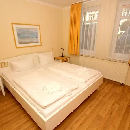 Meeresblick Residenzen Ferienwohnung 23 Mit Sauna- Und Schwimmbadnutzung Im Ahoi Sellin 아파트 괴렌