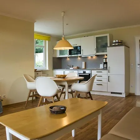 Meeresblick Residenzen Ferienwohnung 23 Mit Sauna- Und Schwimmbadnutzung Im Ahoi Sellin * 괴렌